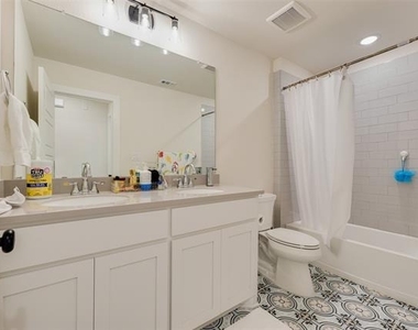 2059 Wimberley Drive - Photo Thumbnail 17