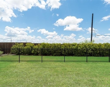 2059 Wimberley Drive - Photo Thumbnail 31