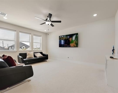2059 Wimberley Drive - Photo Thumbnail 20