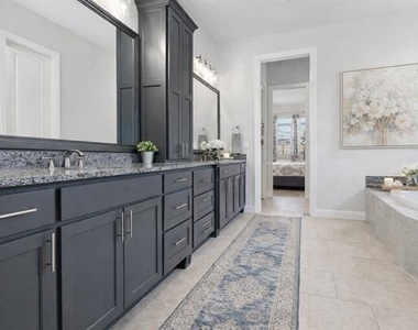 1761 Shavano Way - Photo Thumbnail 15
