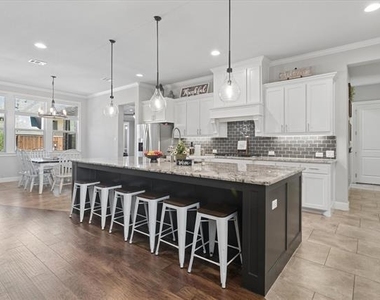 1761 Shavano Way - Photo Thumbnail 5