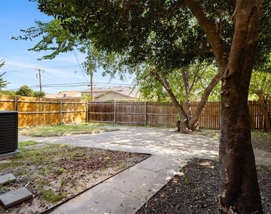 2806 Spring Valley Drive - Photo Thumbnail 21