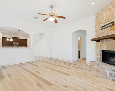 11620 Summer Springs Drive - Photo Thumbnail 9