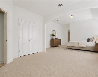 11620 Summer Springs Drive - Photo Thumbnail 17