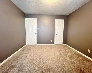 2019 Longmeadow Court - Photo Thumbnail 14
