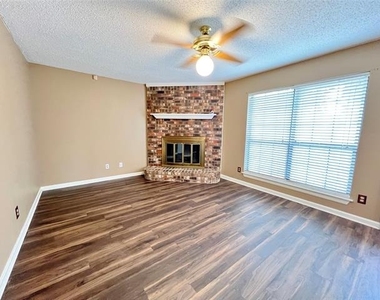 2019 Longmeadow Court - Photo Thumbnail 9