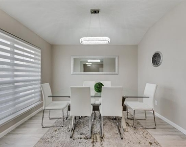 506 Pecos Path Drive - Photo Thumbnail 10