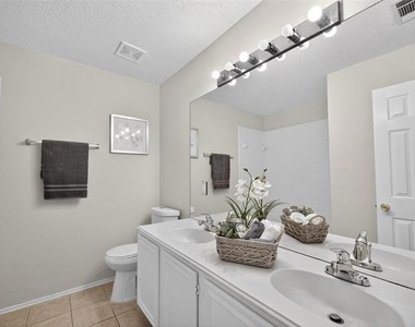 4729 Bull Run Drive - Photo Thumbnail 31