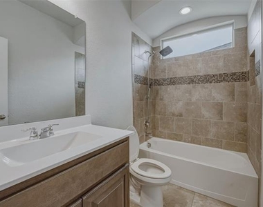 9528 Blaine Drive - Photo Thumbnail 20