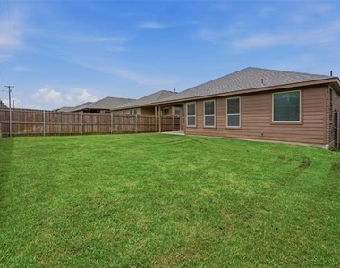 9528 Blaine Drive - Photo Thumbnail 26