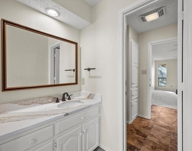 408 S Fannin Street - Photo Thumbnail 13