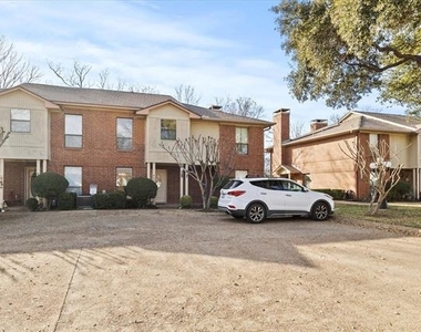 408 S Fannin Street - Photo Thumbnail 1