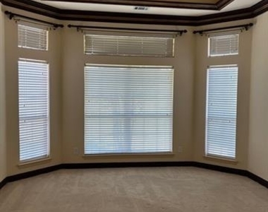 2800 Browning Drive - Photo Thumbnail 5