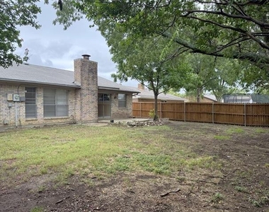 1706 Wisteria Street - Photo Thumbnail 22