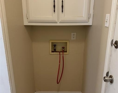 1706 Wisteria Street - Photo Thumbnail 20