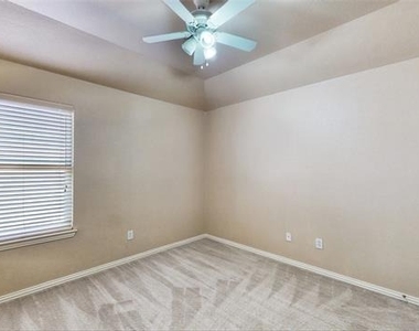413 Perkins Drive - Photo Thumbnail 30