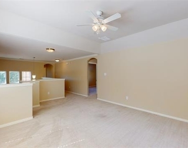 413 Perkins Drive - Photo Thumbnail 21