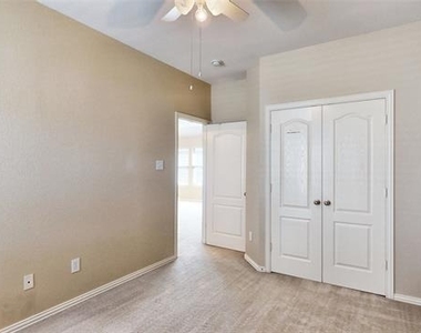 413 Perkins Drive - Photo Thumbnail 37