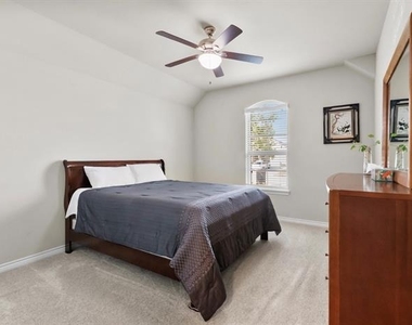 307 Acadia Lane - Photo Thumbnail 21