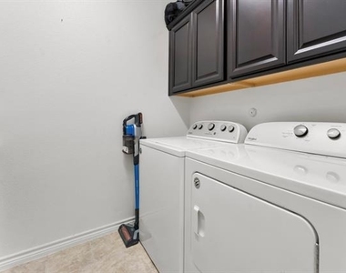 307 Acadia Lane - Photo Thumbnail 26