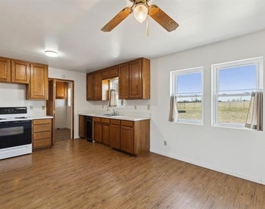 4304 County Road 171 - Photo Thumbnail 15