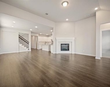 1234 Stagecoach Trail - Photo Thumbnail 4