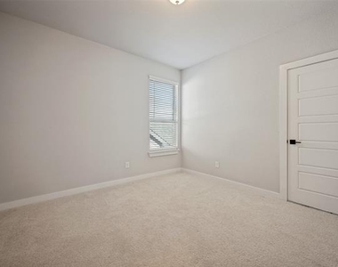 1234 Stagecoach Trail - Photo Thumbnail 21