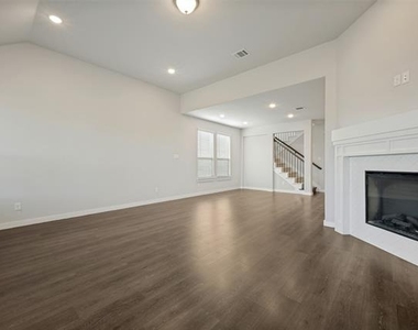 1234 Stagecoach Trail - Photo Thumbnail 5