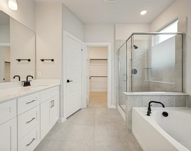 1234 Stagecoach Trail - Photo Thumbnail 16