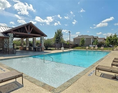 11901 Summer Springs Drive - Photo Thumbnail 33