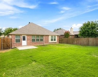 11901 Summer Springs Drive - Photo Thumbnail 23