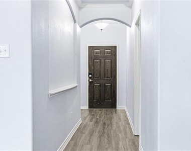 11901 Summer Springs Drive - Photo Thumbnail 2