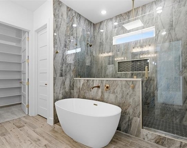 5306 Calle Drive - Photo Thumbnail 23