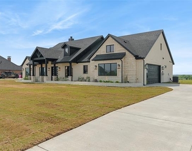 5306 Calle Drive - Photo Thumbnail 5