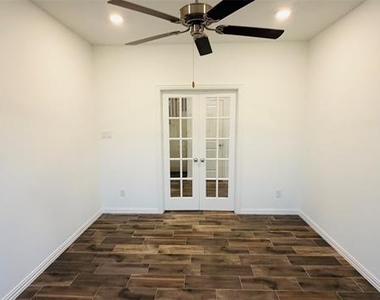 7324 Black Cherry Lane - Photo Thumbnail 15