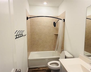 7324 Black Cherry Lane - Photo Thumbnail 18