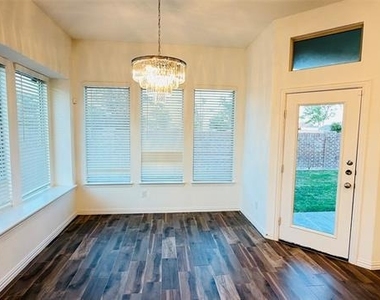 7324 Black Cherry Lane - Photo Thumbnail 13