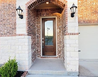 7324 Black Cherry Lane - Photo Thumbnail 3