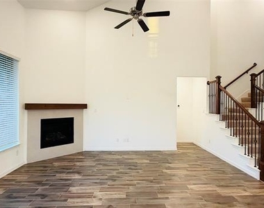 7324 Black Cherry Lane - Photo Thumbnail 9