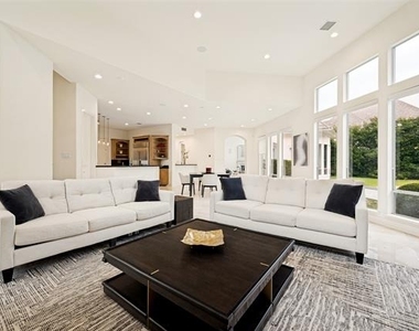29 Windsor Ridge - Photo Thumbnail 8