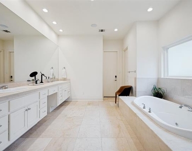 29 Windsor Ridge - Photo Thumbnail 10