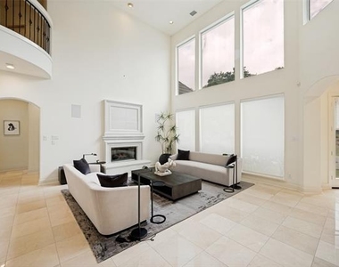 29 Windsor Ridge - Photo Thumbnail 13