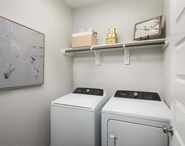 5300 Berkley Knoll Circle - Photo Thumbnail 15