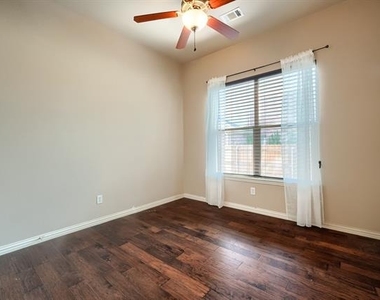 12372 Payne Street - Photo Thumbnail 16