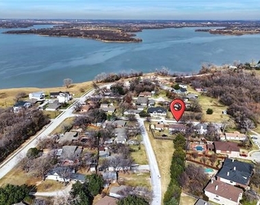 204 Alice Drive - Photo Thumbnail 12