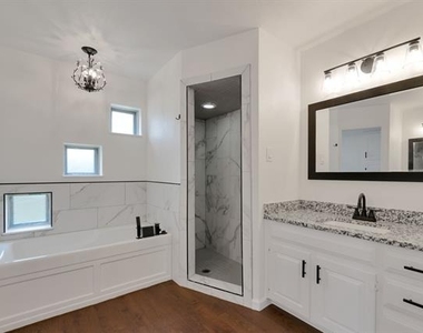 2127 Tanglewood Drive - Photo Thumbnail 9