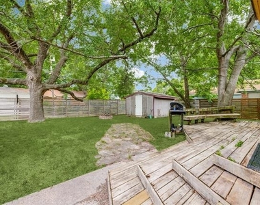 3632 Demaret Drive - Photo Thumbnail 11