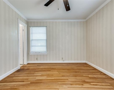 3632 Demaret Drive - Photo Thumbnail 4