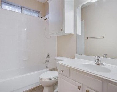 4513 Rock Creek Lane - Photo Thumbnail 20