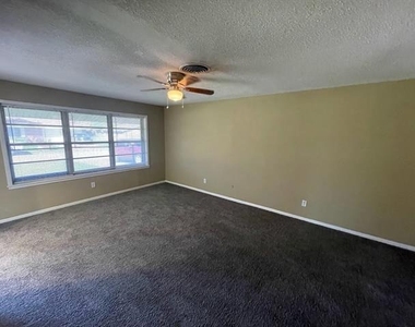 1227 Park Center Street - Photo Thumbnail 1